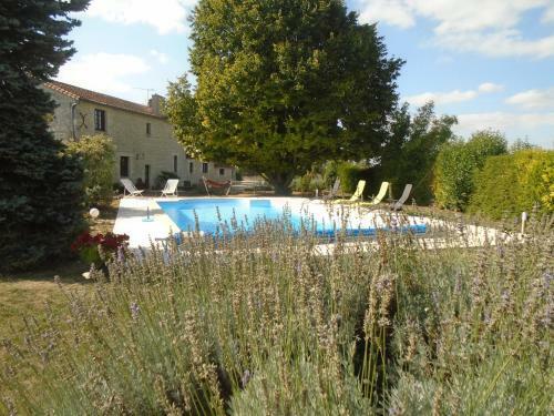 Hostal Le Fief Du Verger Gazeau