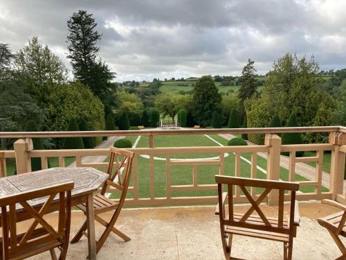 Bed & Breakfast Domaine Des Thomins