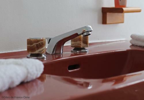 Bed & Breakfast Domaine Des Thomins