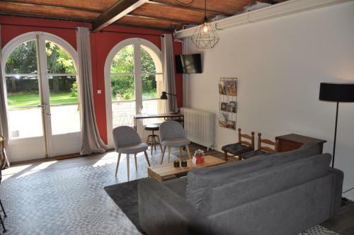 Hostal Au Rez De Jardin