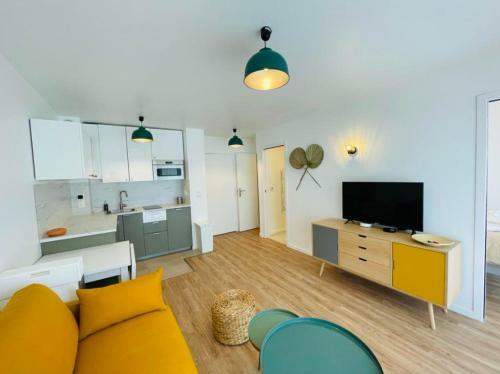 Apartamento Studio- Terrace On The Ground Floor-pool-golf-park
