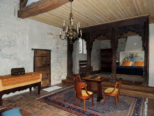 Bed & Breakfast Maison Romane 1136