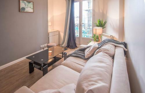 Apartamento Charming Appartment In Porte de Clichy