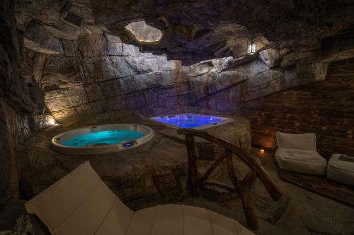 Osada Jaworzyny - Domek Hobbita Z Jaskini? Spa
