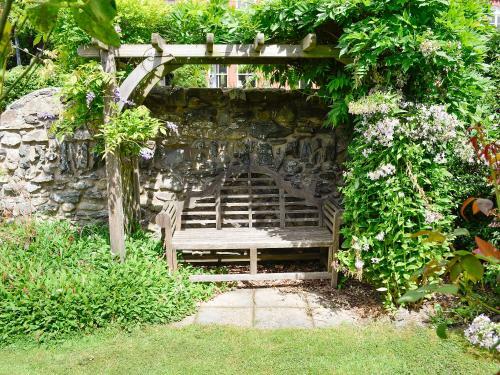 Green Villa