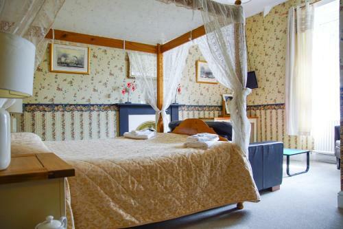 Abbey Grange Hotel