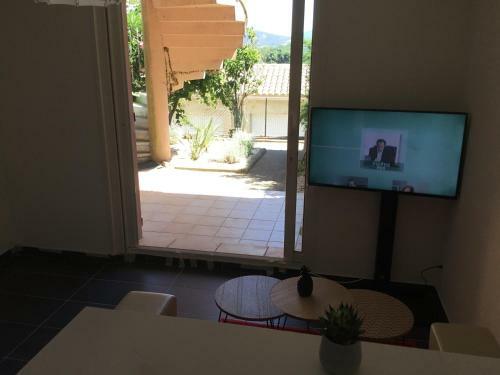 Apartamento Studio R�nov� Climatis� Piscine Parking