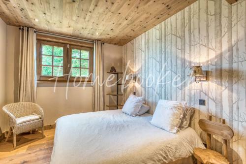 Chalet Carline
