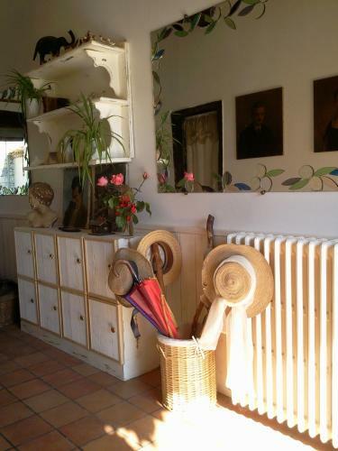 Bed & Breakfast Le Ch�teau de Roqueb�re