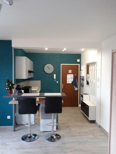 Apartamento Au Cosy de L'est Avec Parking