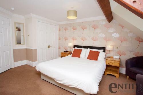 Woodlands Lodge Hotel