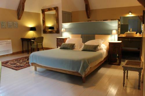 Bed & Breakfast Ferme-ch�teau de Cordey & Spa