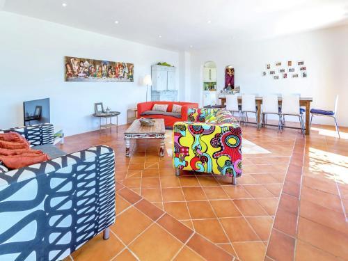 Quirky Villa In Contignac With A Private Pool