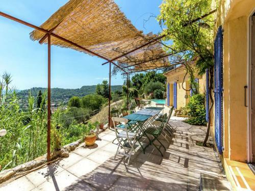 Quirky Villa In Contignac With A Private Pool