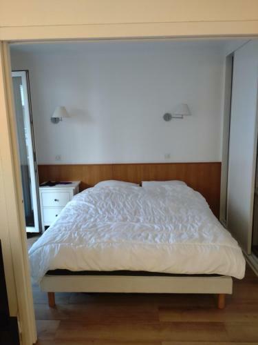 7 Min Walk Metro, Aparthotel, La D�fense