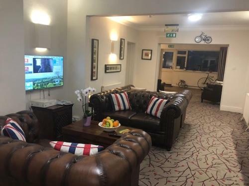 Penny Farthing Hotel & Cottages