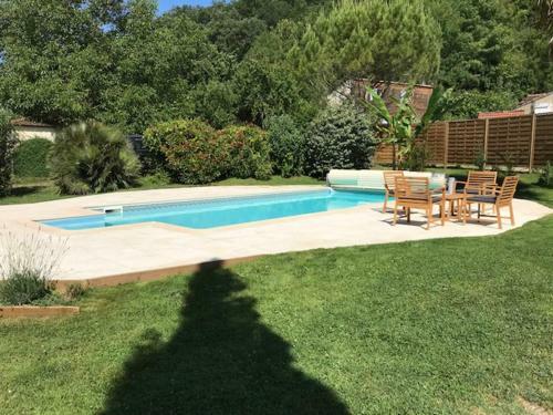 Apartamento Les Fours � Chaux