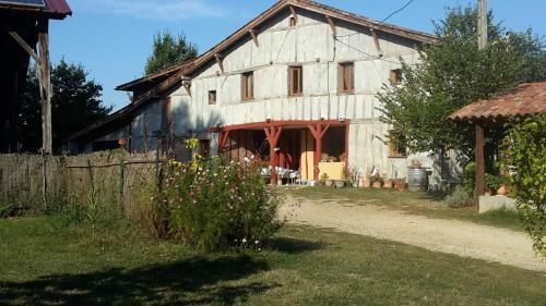 Hostal Arie - Chez Joelle Et Michel