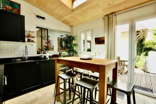 Maison de Charme � Cot� de L'hippodrome