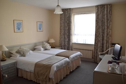 Runnymede Court Hotel