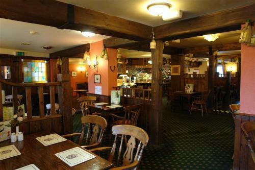 Oaklands Lodge Hotel