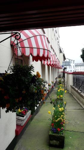 Mornington Hotel