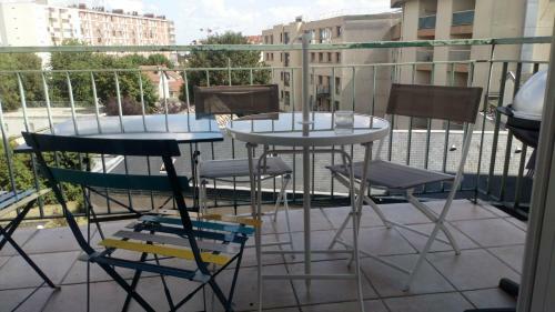 Apartamento Sur Le Toit Du Bureau, T2 R�publique