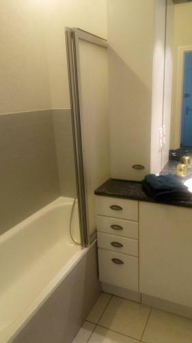 Apartamento Sur Le Toit Du Bureau, T2 R�publique