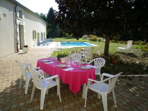 Hostal Logis Du Jacquelin