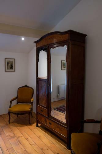 Maison De Charzat