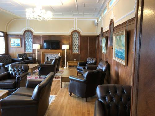 Hostal Almorah Hotel