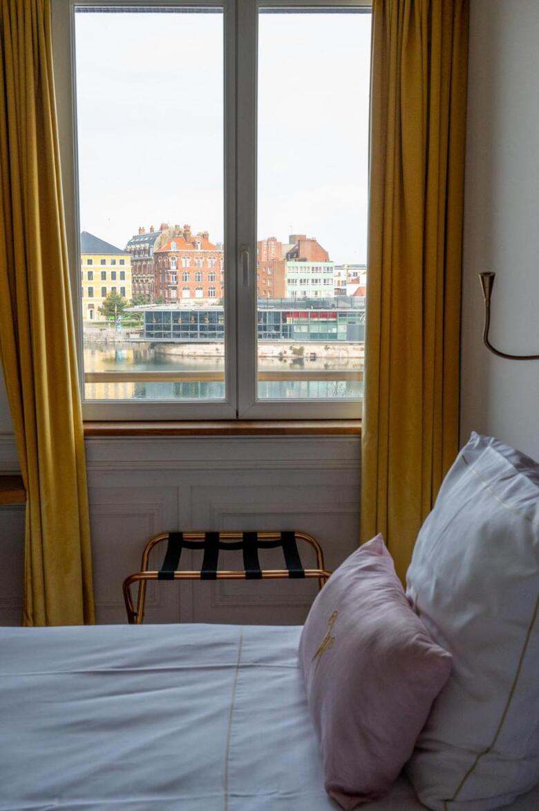 Hotel Aux Waterzooi H�tel Merveilleux C�t� Port