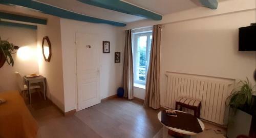 Hostal Nuances Bretonnes