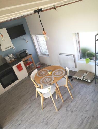 G�te De La Carnoy