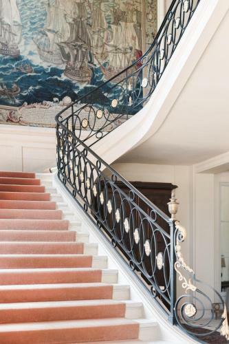 Hostal Ch�teau Du Domaine Du R�veillon