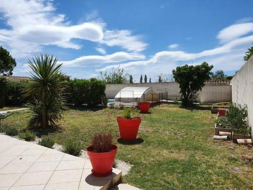 G�te Avec Piscine Lou Min�stra�