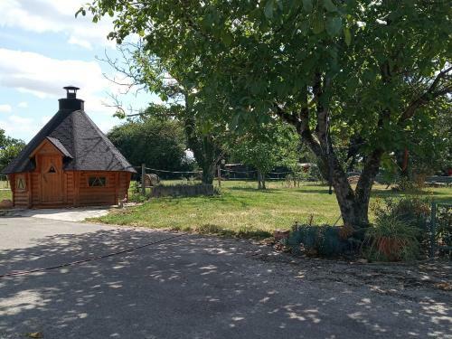 Hostal Les Attelages de La Fontaine
