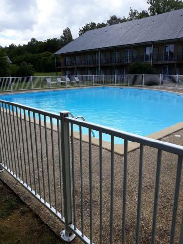 Apartamento Proche Honfleur Gite Avec Piscine