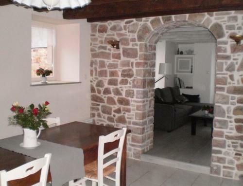 Maison Le Gr�s Rose