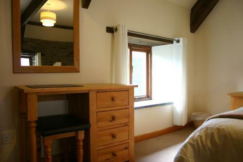 Troedyrhiw Holiday Cottages