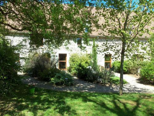 Bed & Breakfast Chambres Et Jardin de Pierres