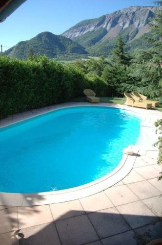 Au Paradis Des Grillons