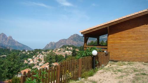 Chalets De Cemma