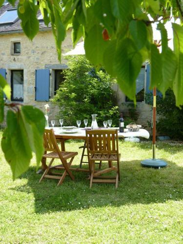 Bed & Breakfast Aux Fontaines D'eyvigues