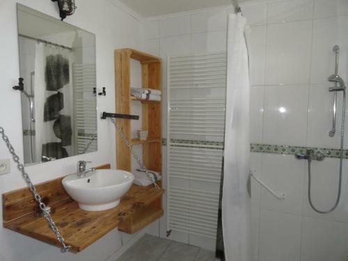 Le Mas Des Papillons B&B