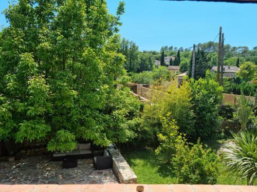 Bed & Breakfast L'eden Provencal