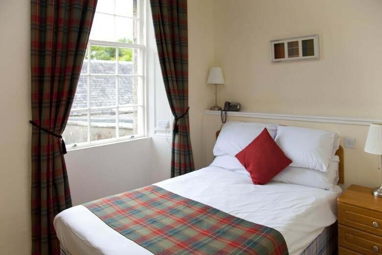 The Waverley Hotel