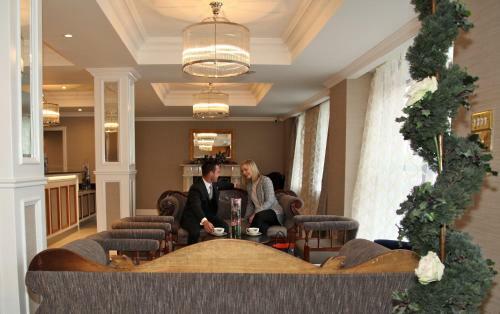 Hostal The Royal Hotel