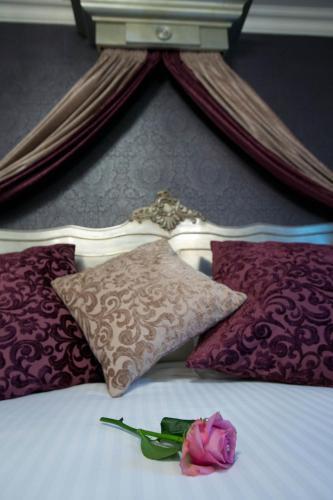 Greenvale Hotel
