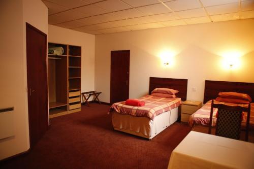Hostal Riverside Hotel Heathrow